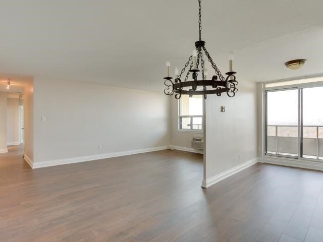 511 The West Mall Dr, unit 1811 for rent - image #10