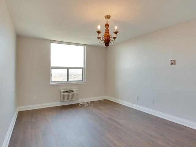 511 The West Mall Dr, unit 1811 for rent - image #8