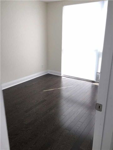 5060 Foursprings Ave, unit 9 for rent - image #7