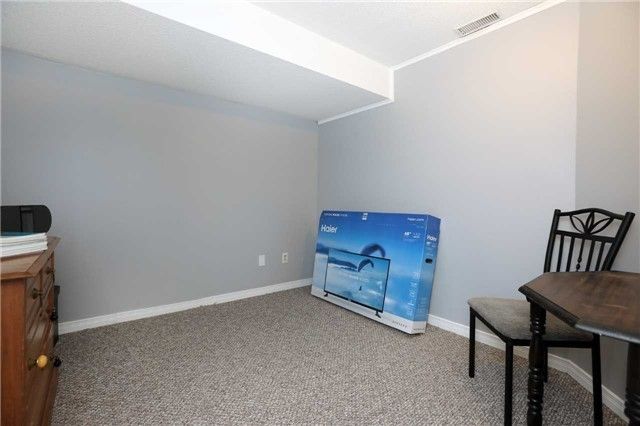 1280 Maple Crossing Blvd, unit 15 for rent