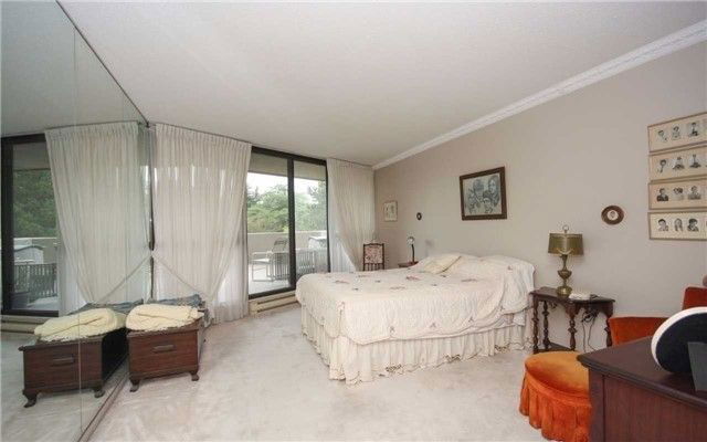 2010 Islington Ave, unit 201 for sale - image #12