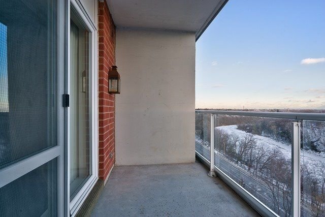 40 Old Mill Rd, unit 709 for rent - image #18