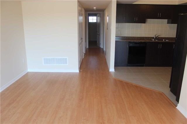 2441 Greenwich Dr, unit 5 for rent - image #8