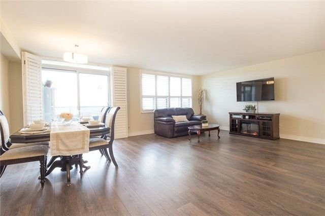 511 The West Mall, unit 1807 for sale - image #7