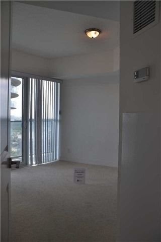 60 Absolute Ave, unit 3205 for rent - image #8