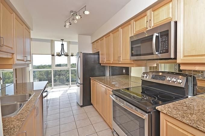 40 Old Mill Rd, unit 808 for rent - image #7