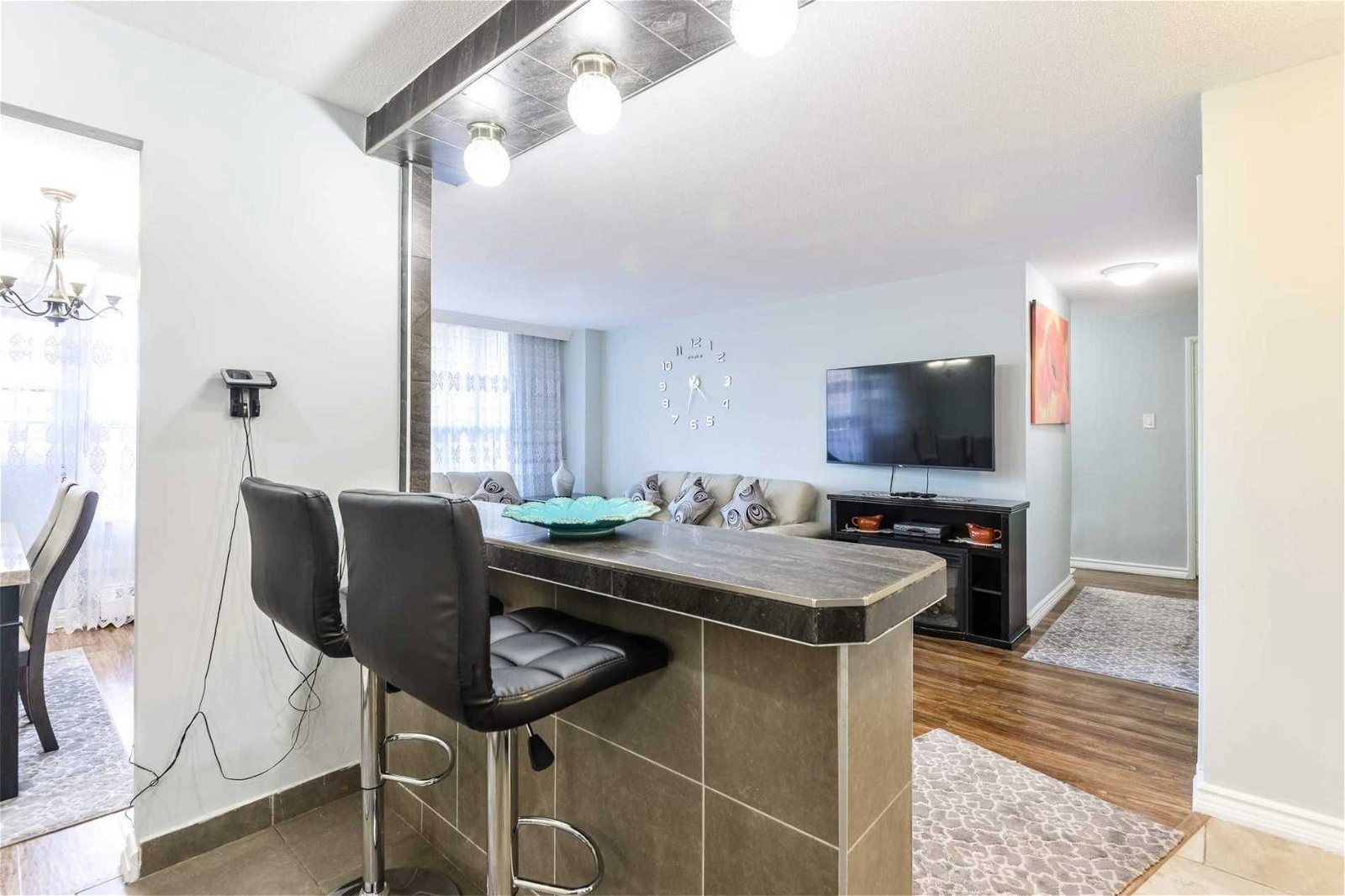 3120 Kirwin Ave, unit 302 for sale - image #13