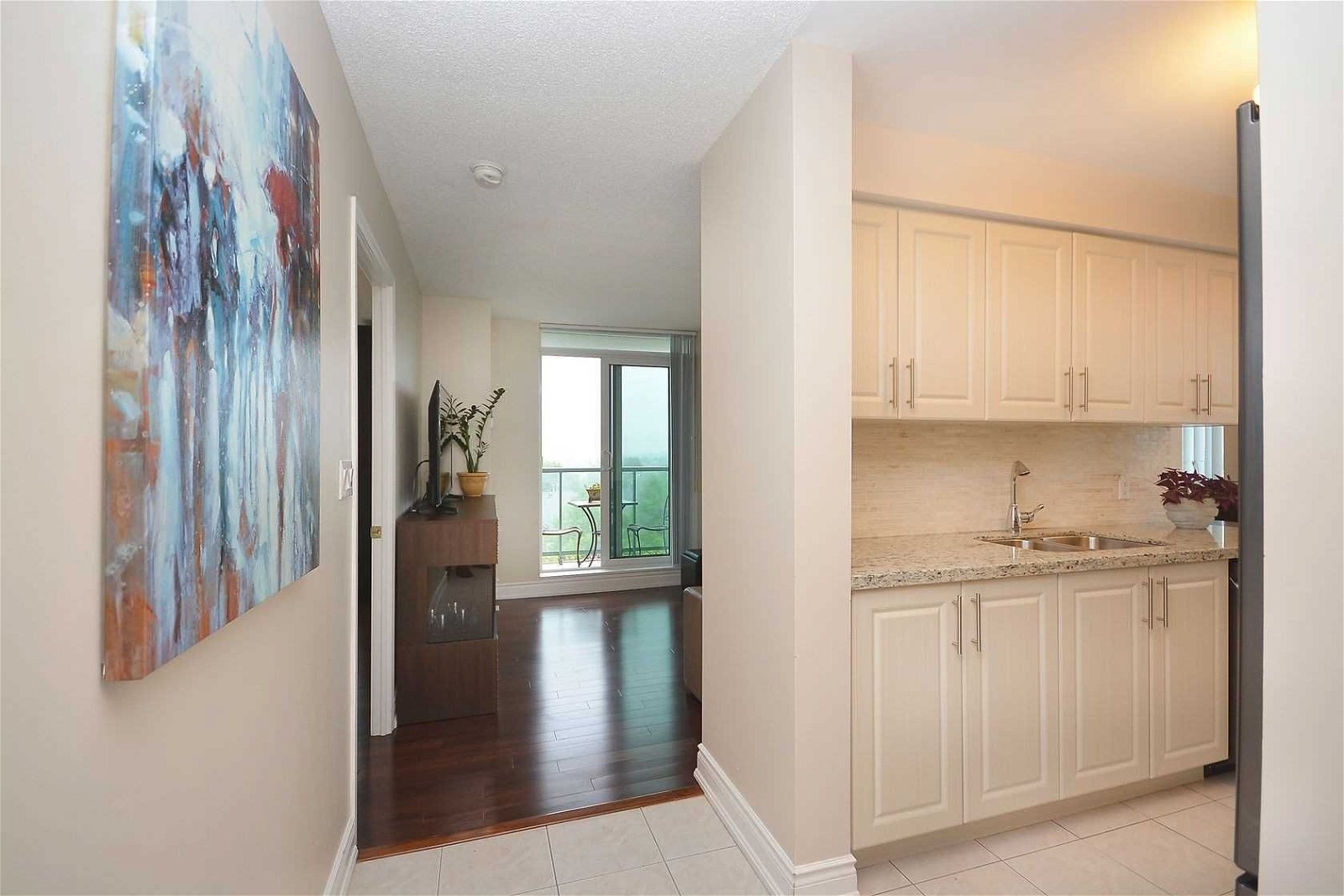4879 Kimbermount Ave, unit 508 for sale - image #3