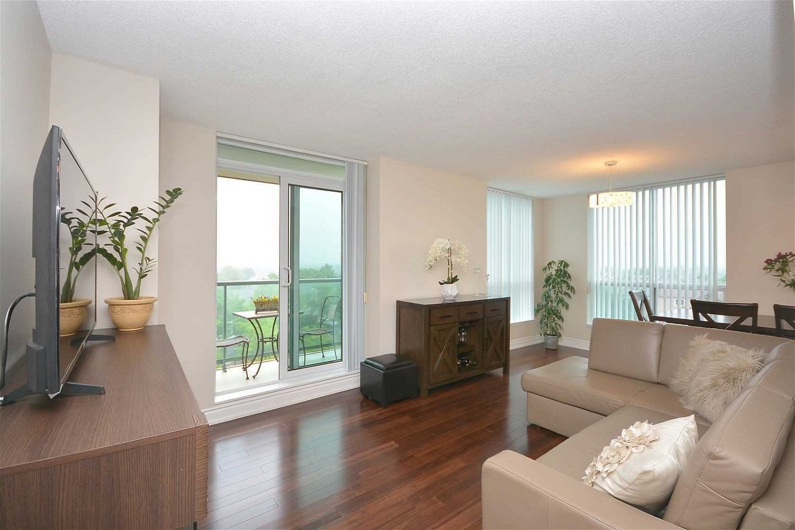 4879 Kimbermount Ave, unit 508 for sale - image #5