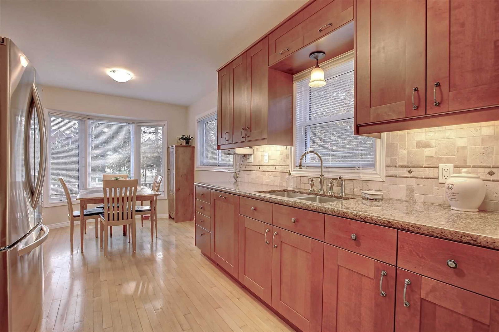 898 Maramis Crt for sale  - image #7