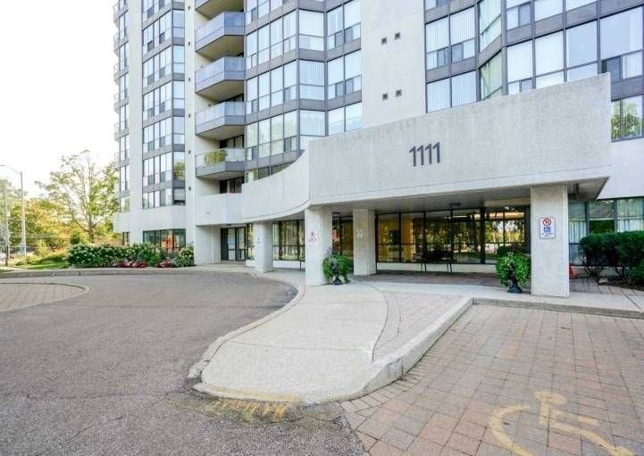 1111 Bough Beeches Blvd, unit 505 for sale - image #2