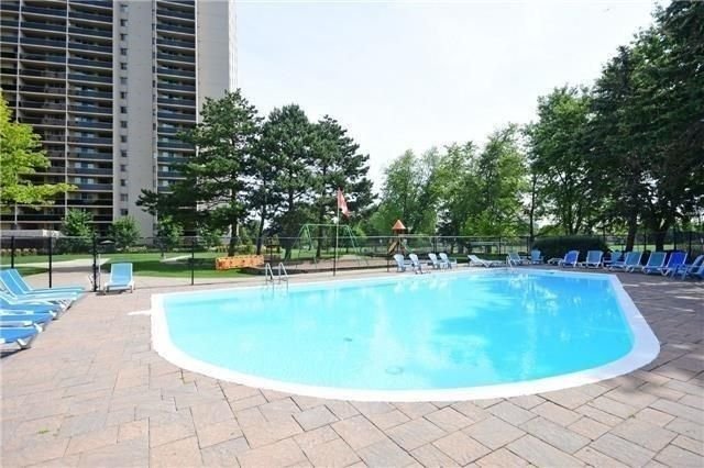 299 Mill Rd, unit 1402 for sale - image #18
