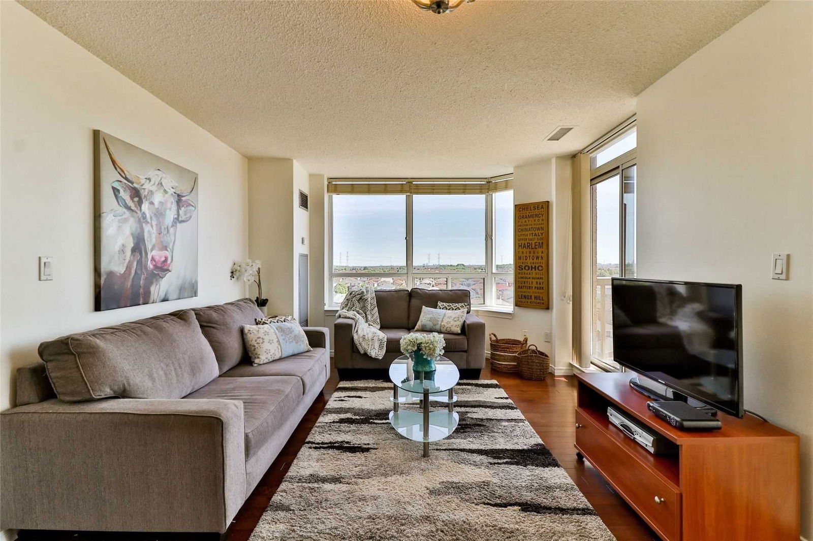 300 Ray Lawson Blvd, unit 714 for sale - image #7