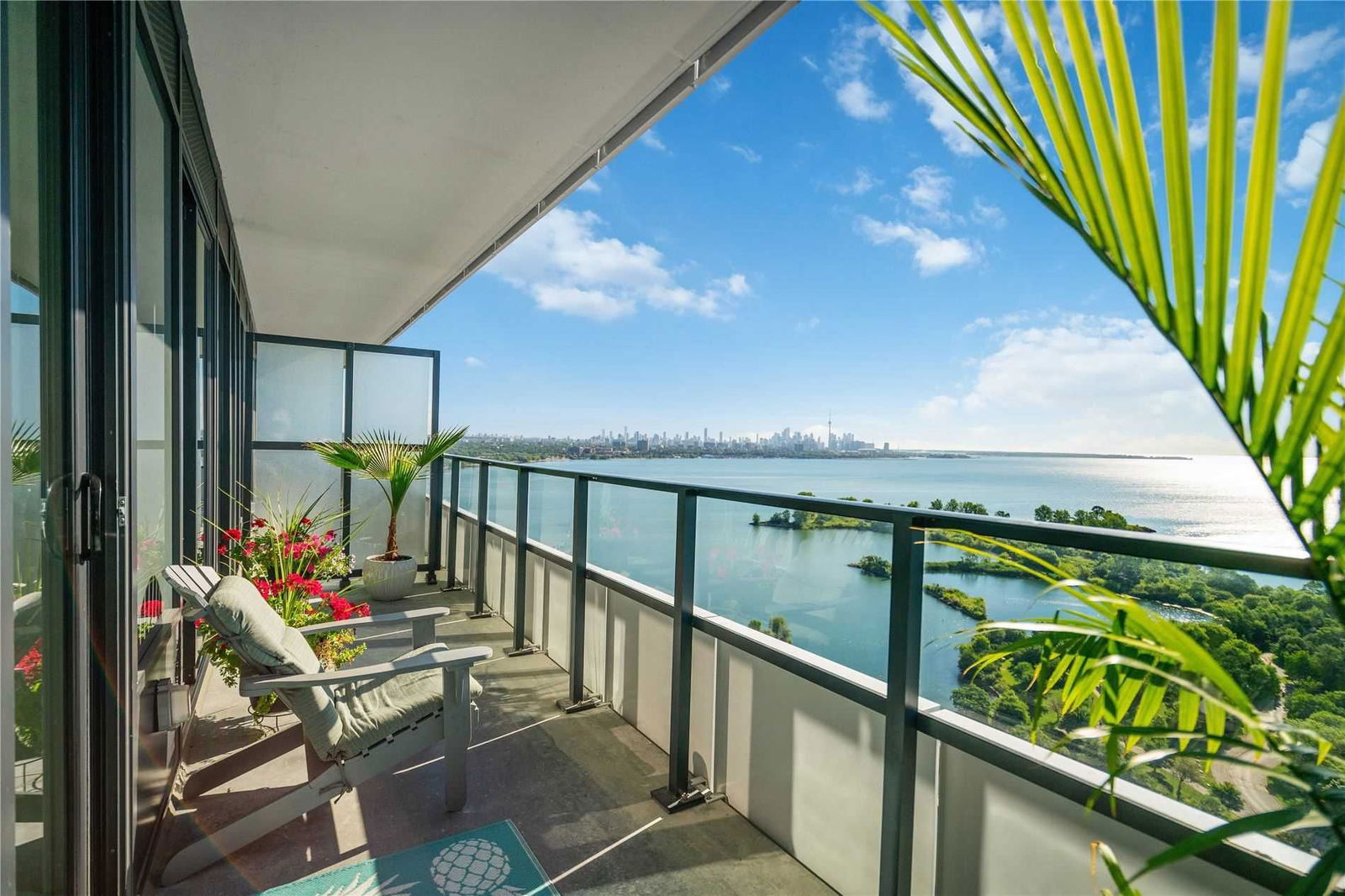 20 Shore Breeze Dr, unit 2208 for sale - image #21