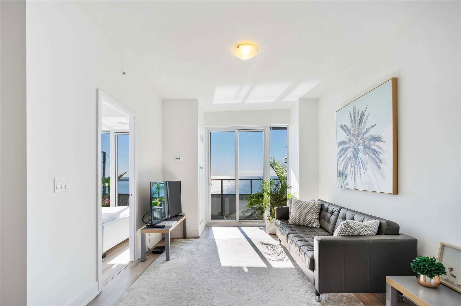 20 Shore Breeze Dr, unit 2208 for sale - image #8