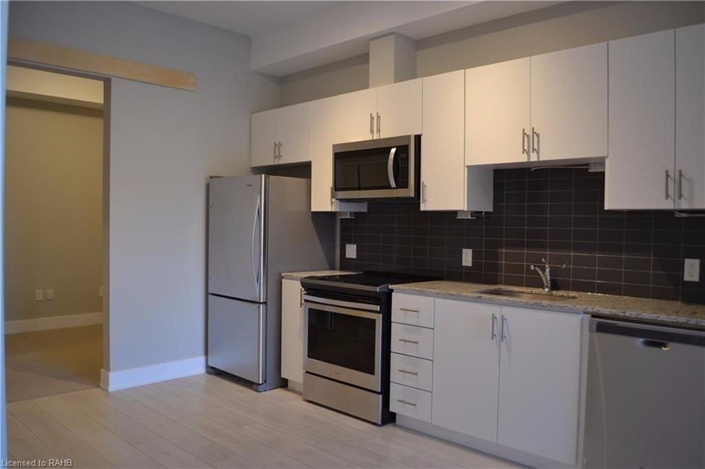 4040 Upper Middle Rd, unit 112 for rent - image #7