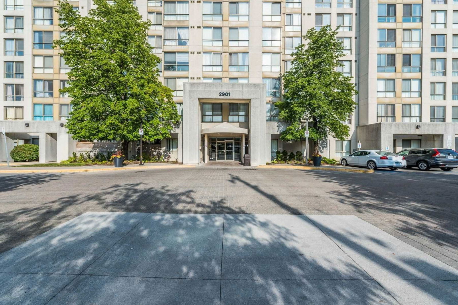 2901 Kipling Ave, unit 1510 for sale - image #3