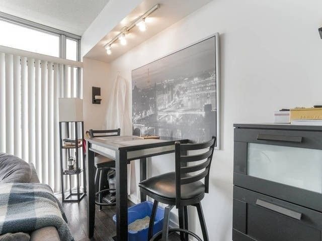 103 The Queensway Ave, unit 411 for rent - image #12