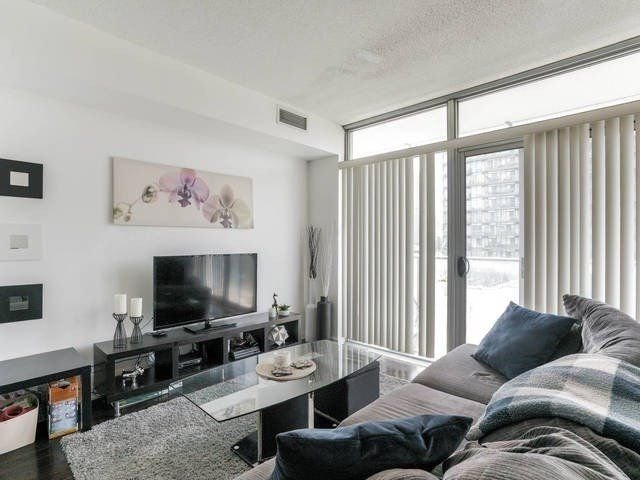 103 The Queensway Ave, unit 411 for rent - image #7