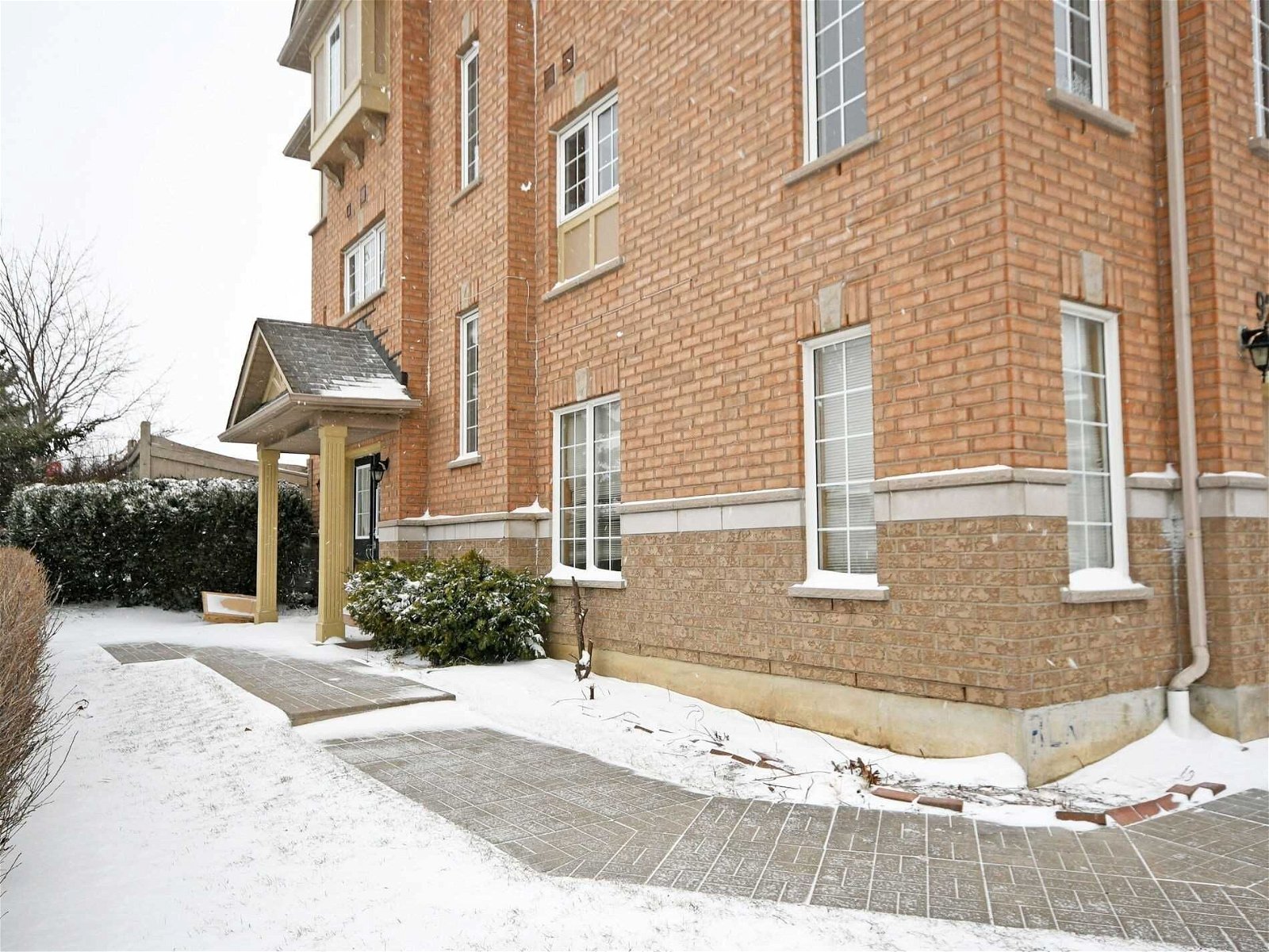 5055 Heatherleigh Ave, unit 92 for sale - image #4