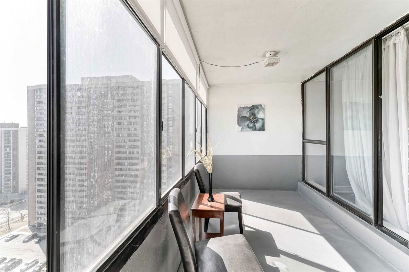 25 Kensington Rd, unit 1801 for sale - image #28