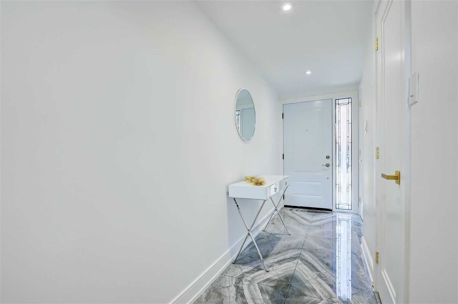 4156 Fieldgate Dr, unit 27 for sale - image #2