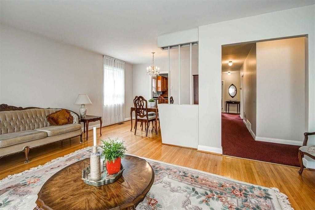 183 Elmhurst Dr, unit main for rent - image #4