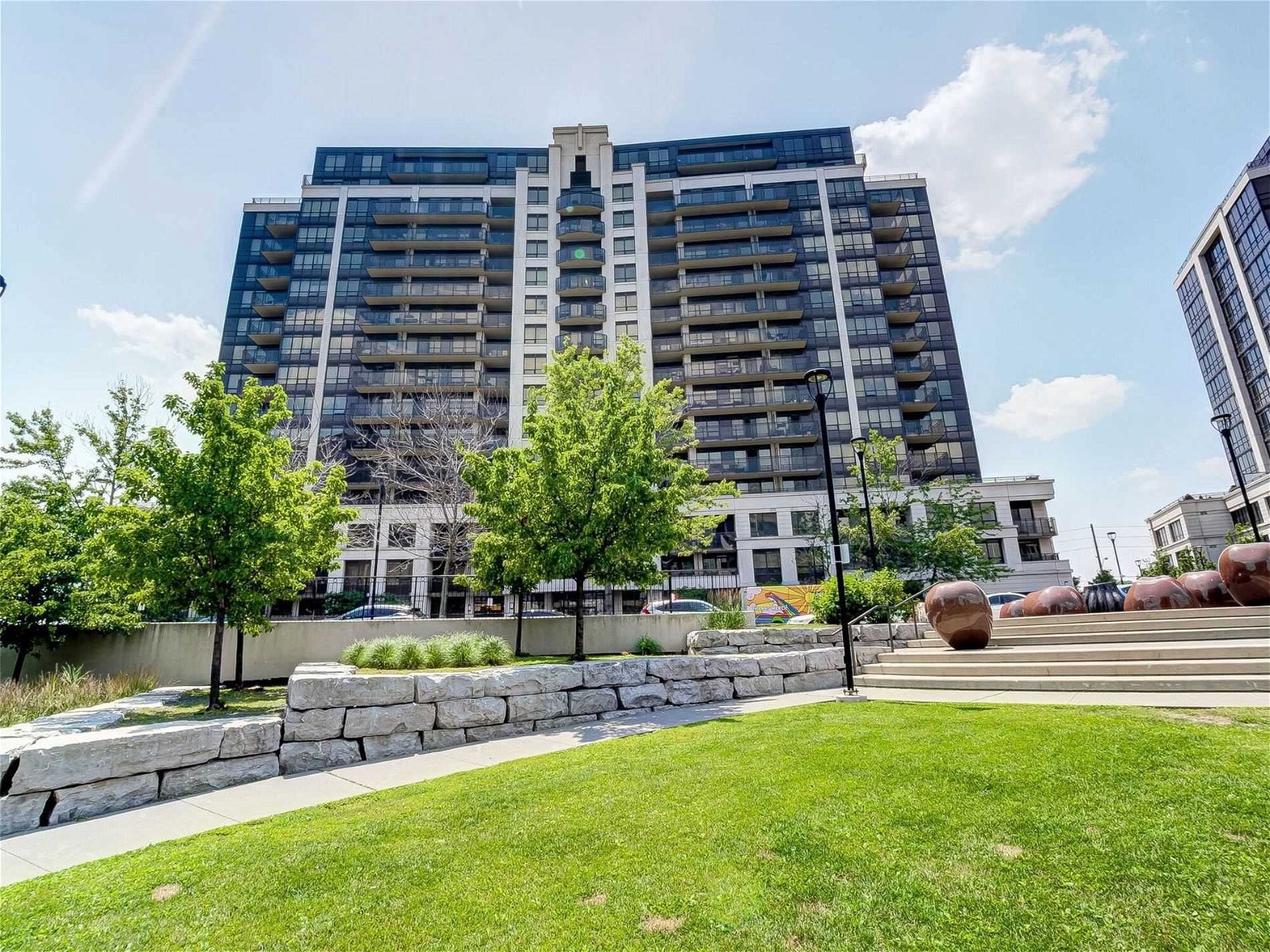 1070 Sheppard Ave W, unit 802 for sale - image #1