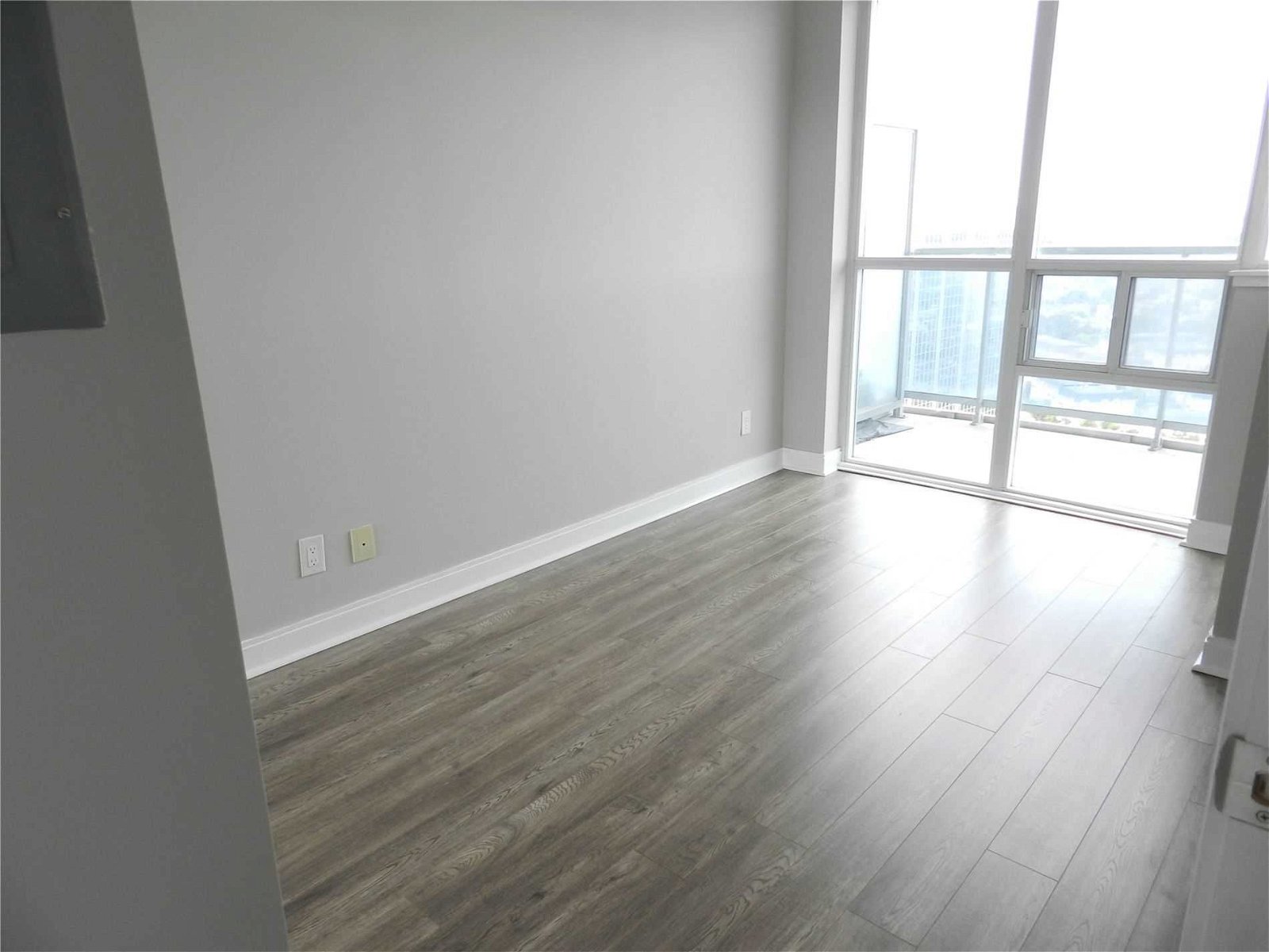 80 Absolute Ave, unit 2301 for rent - image #9