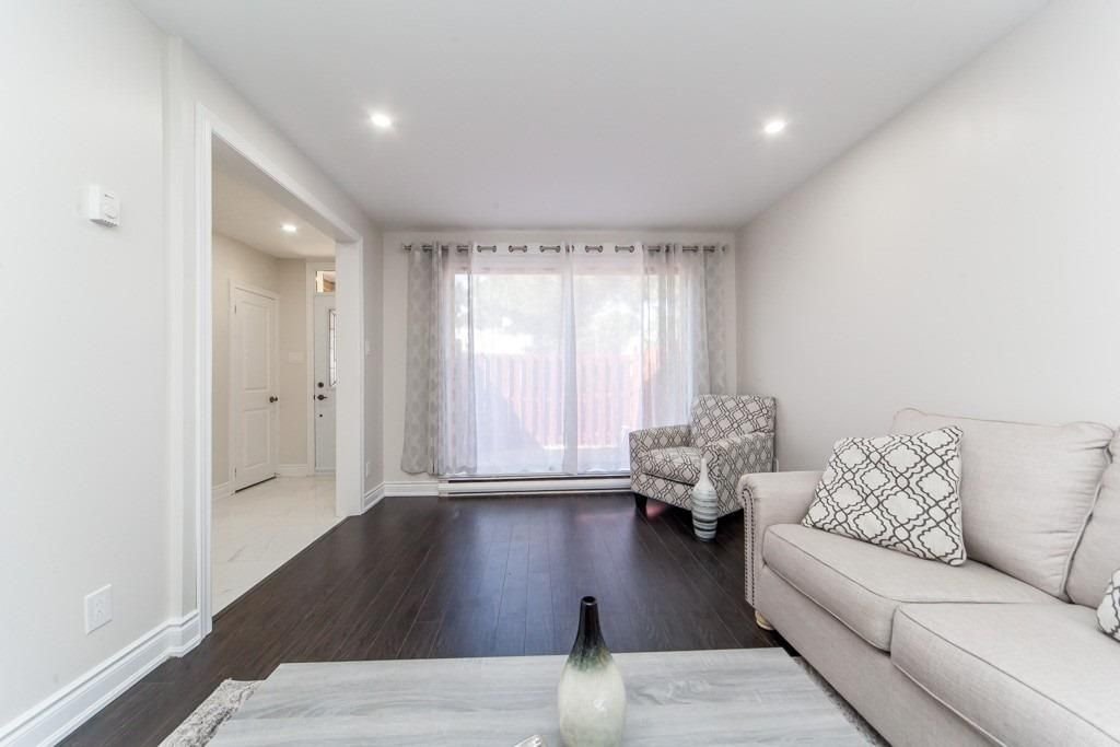 75 Driftwood Ave, unit 25 for sale - image #28