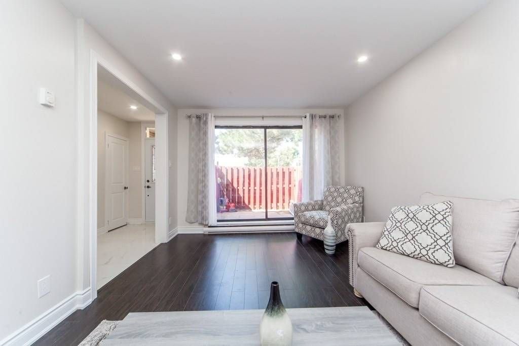 75 Driftwood Ave, unit 25 for sale - image #29