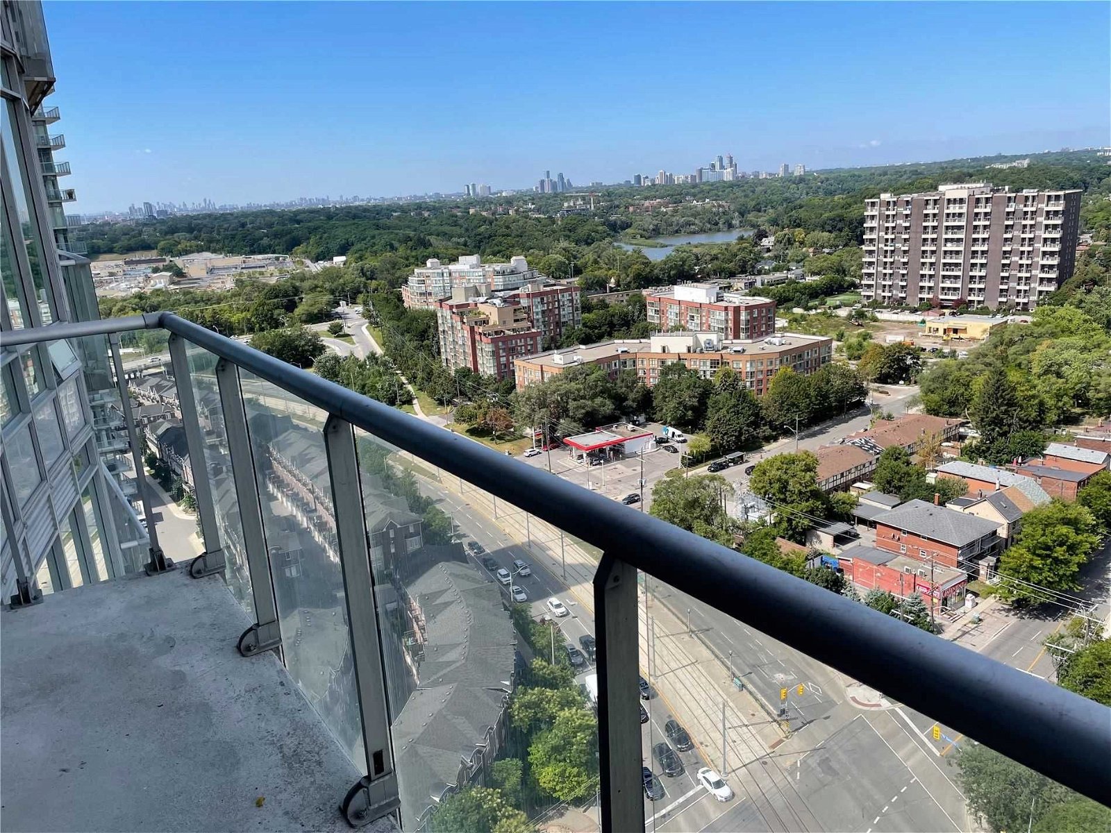 15 Windermere Ave, unit 2303 for rent - image #7