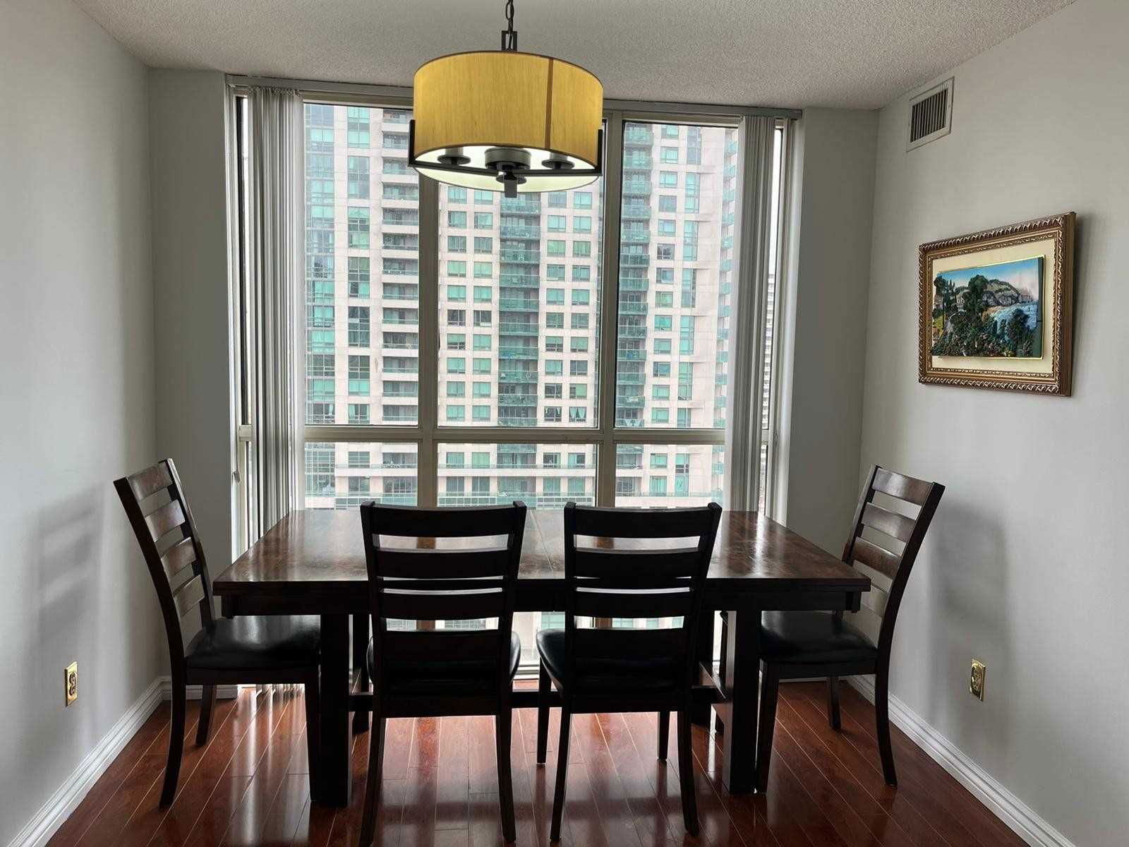 265 Enfield Pl, unit 1110 for sale