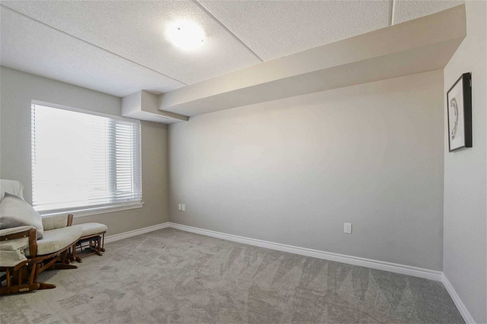 716 Main St E, unit 404 for rent in Downtown Milton - image #4