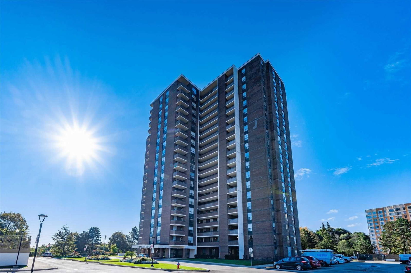 1515 Lakeshore Rd E, unit 2101 for sale