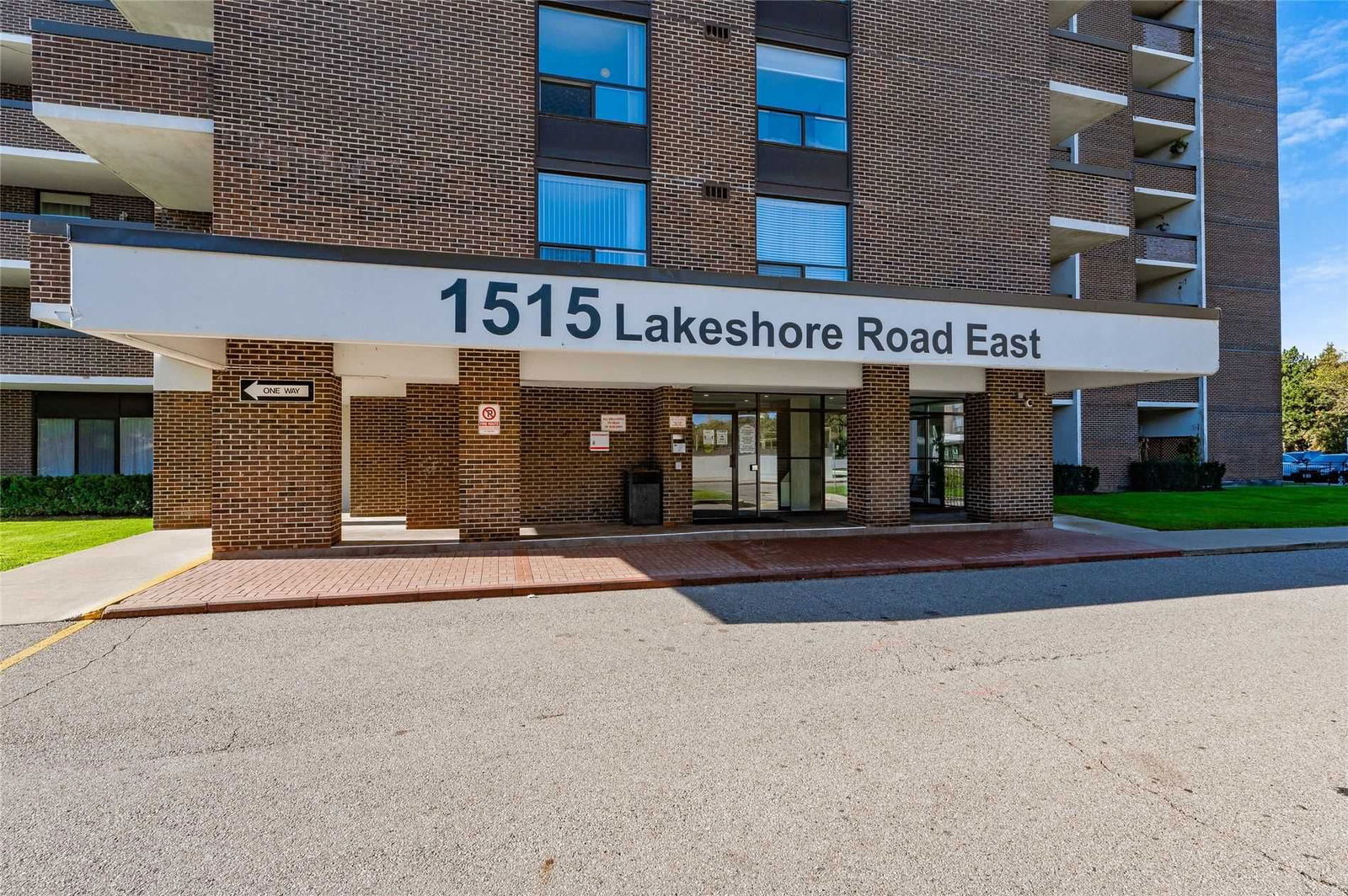 1515 Lakeshore Rd E, unit 2101 for sale