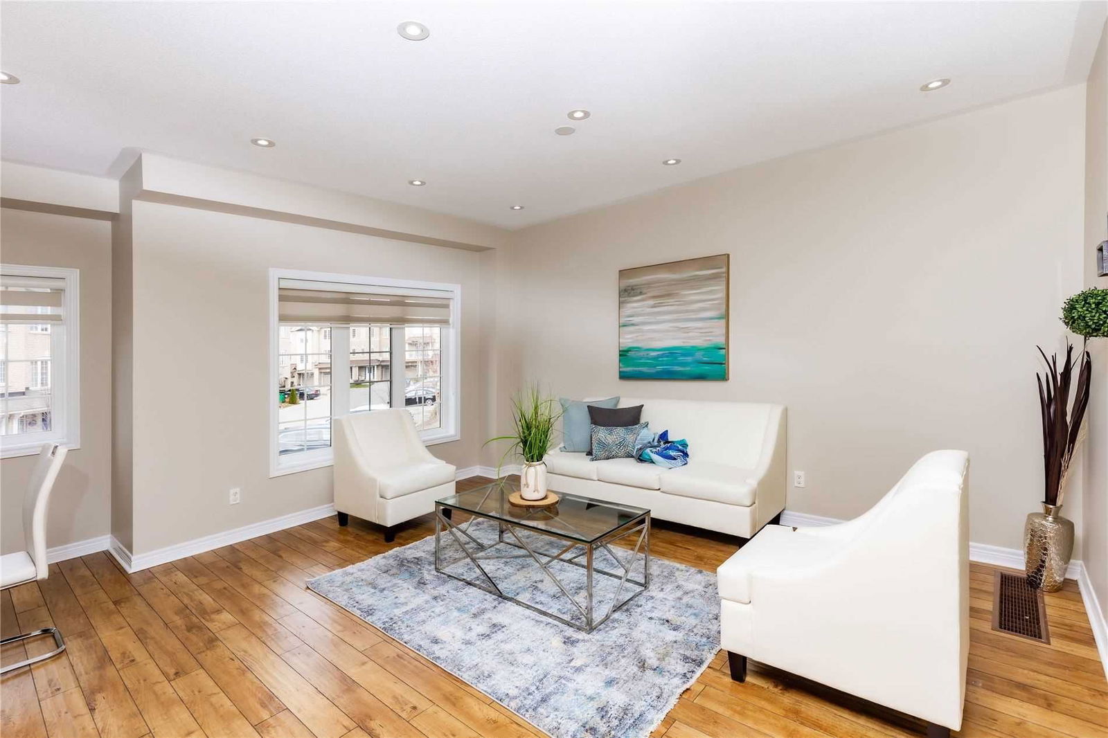 82 Arizona Dr for sale in Credit Valley - image #3