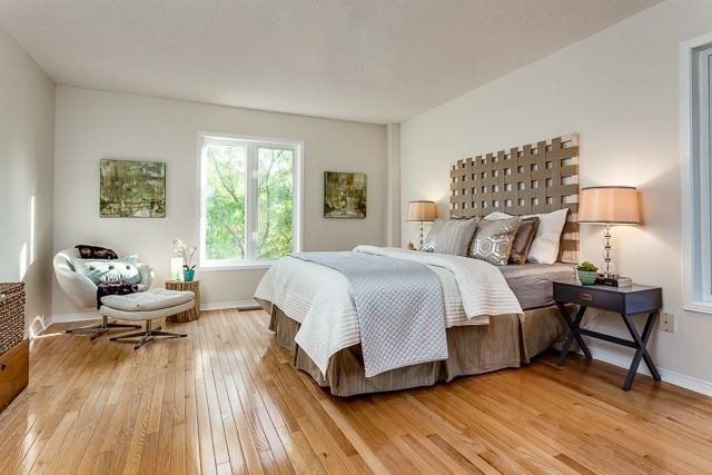 1296 King St W, unit upper for rent in Parkdale - image #2