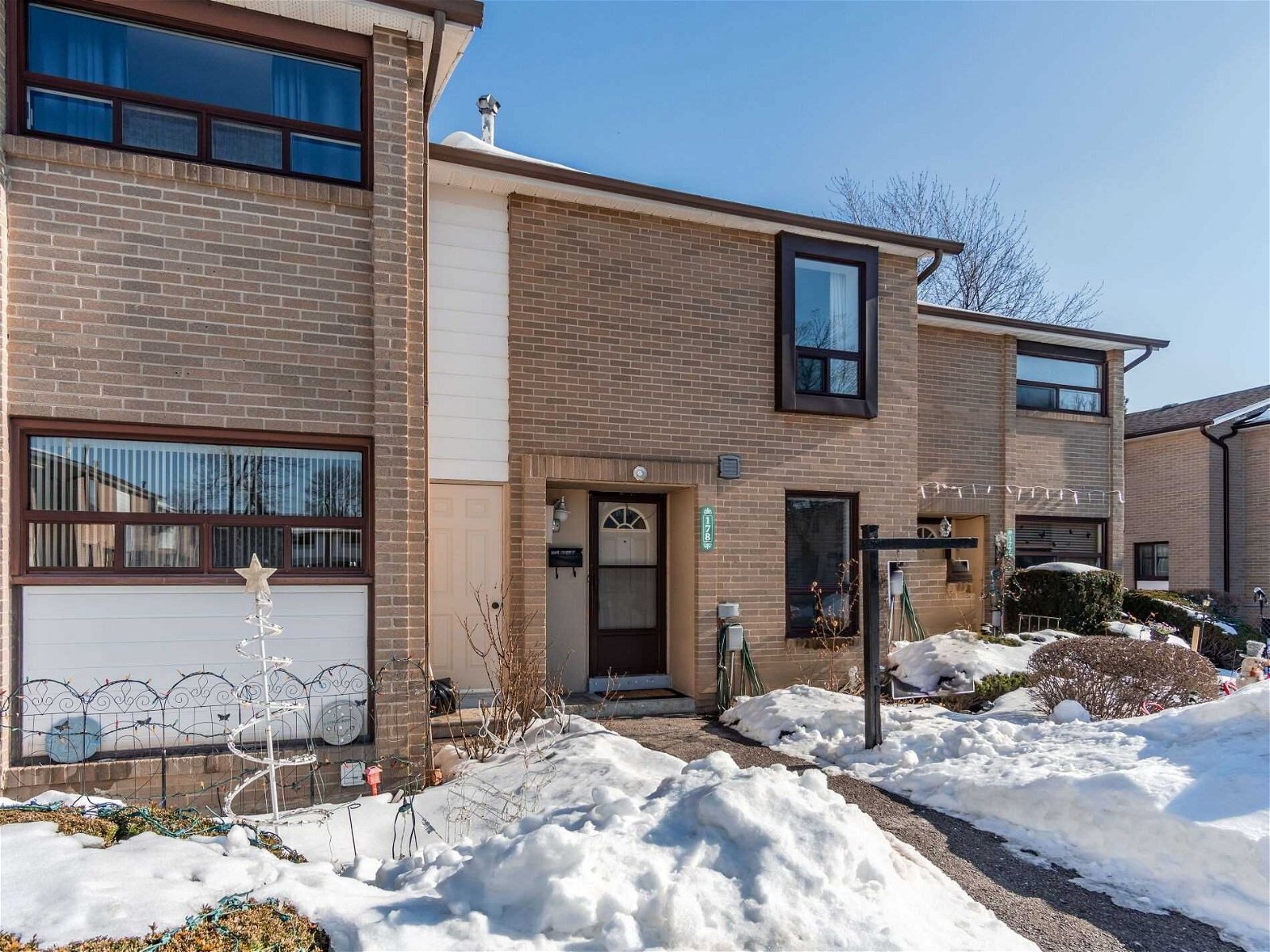 178 Fleetwood Cres for sale  - image #33