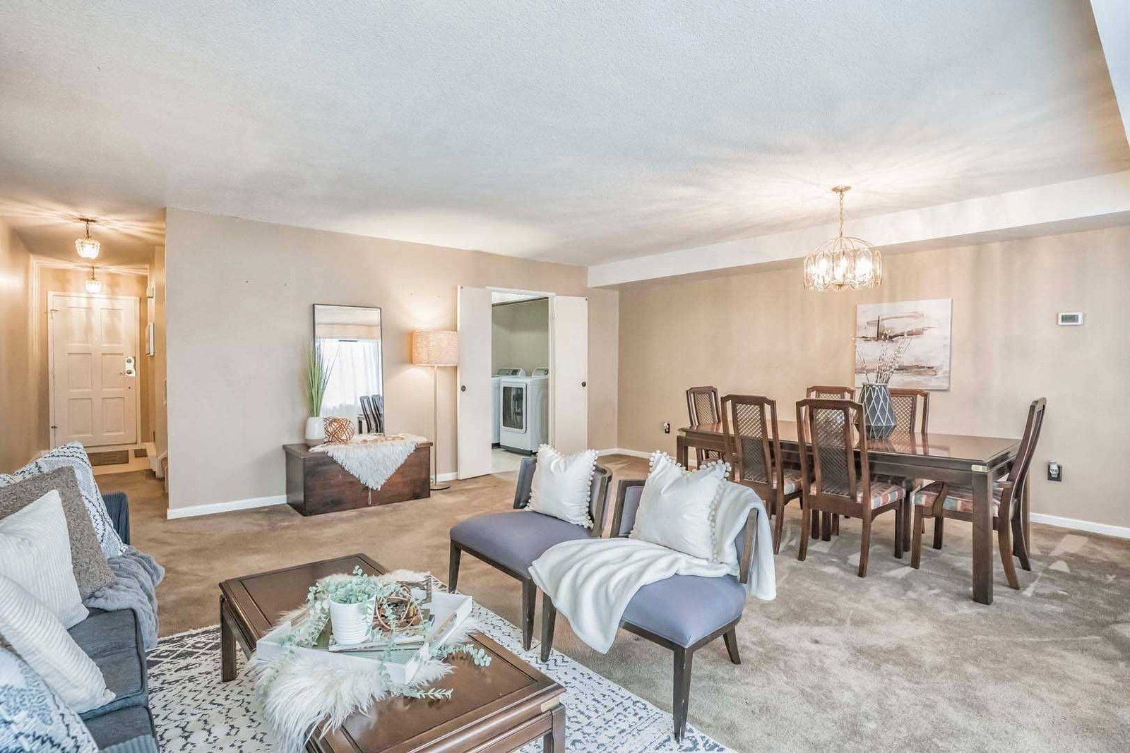 1250 Mississauga Valley Blvd 1250 Mississauga Valley Boulevard