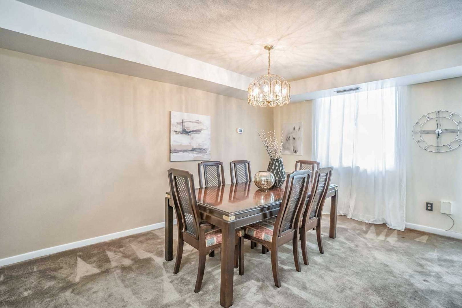 1250 Mississauga Valley Blvd 1250 Mississauga Valley Boulevard