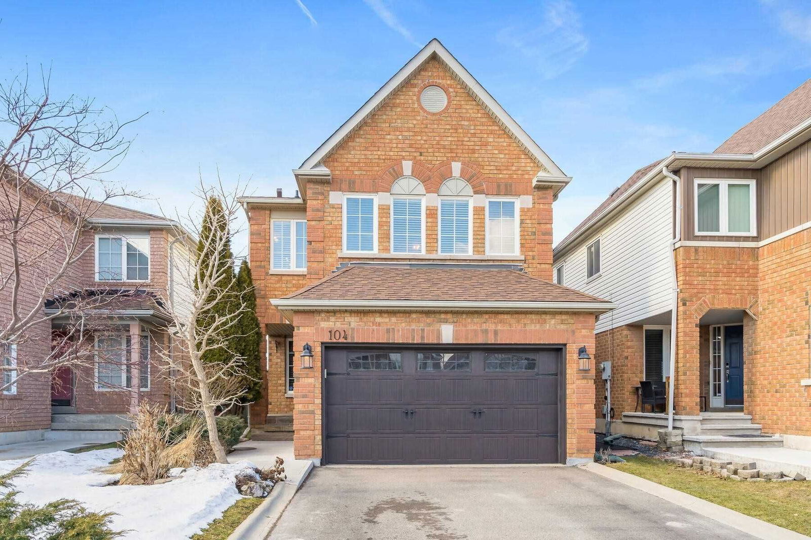 104 Eaton St S for sale in Georgetown - image #1