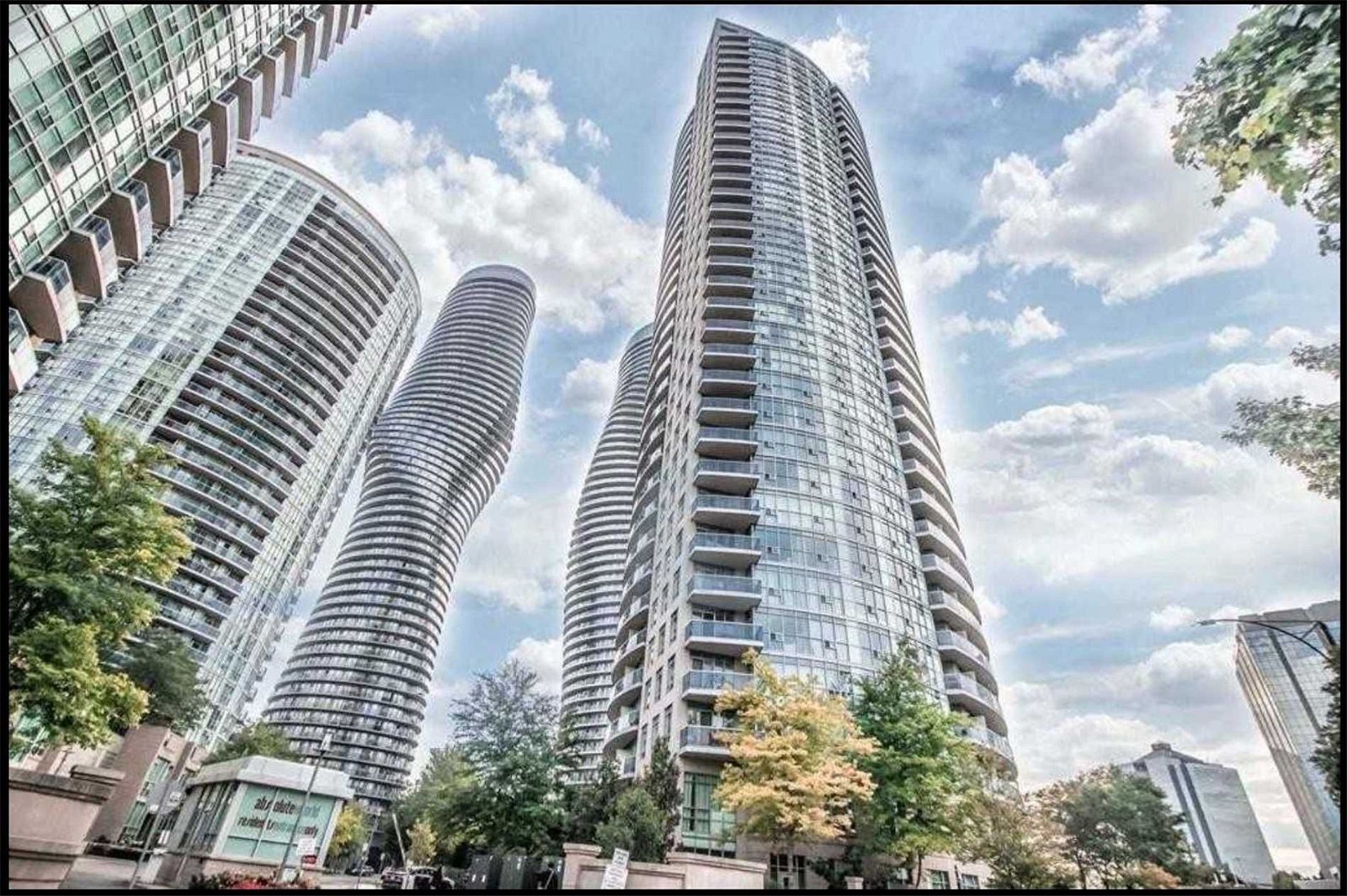 80 Absolute Ave, unit 2805 for rent - image #1