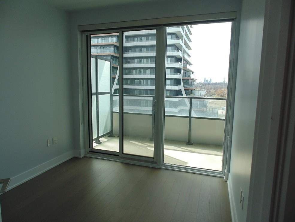 20 Shore Breeze Dr S, unit 1004 for rent - image #21