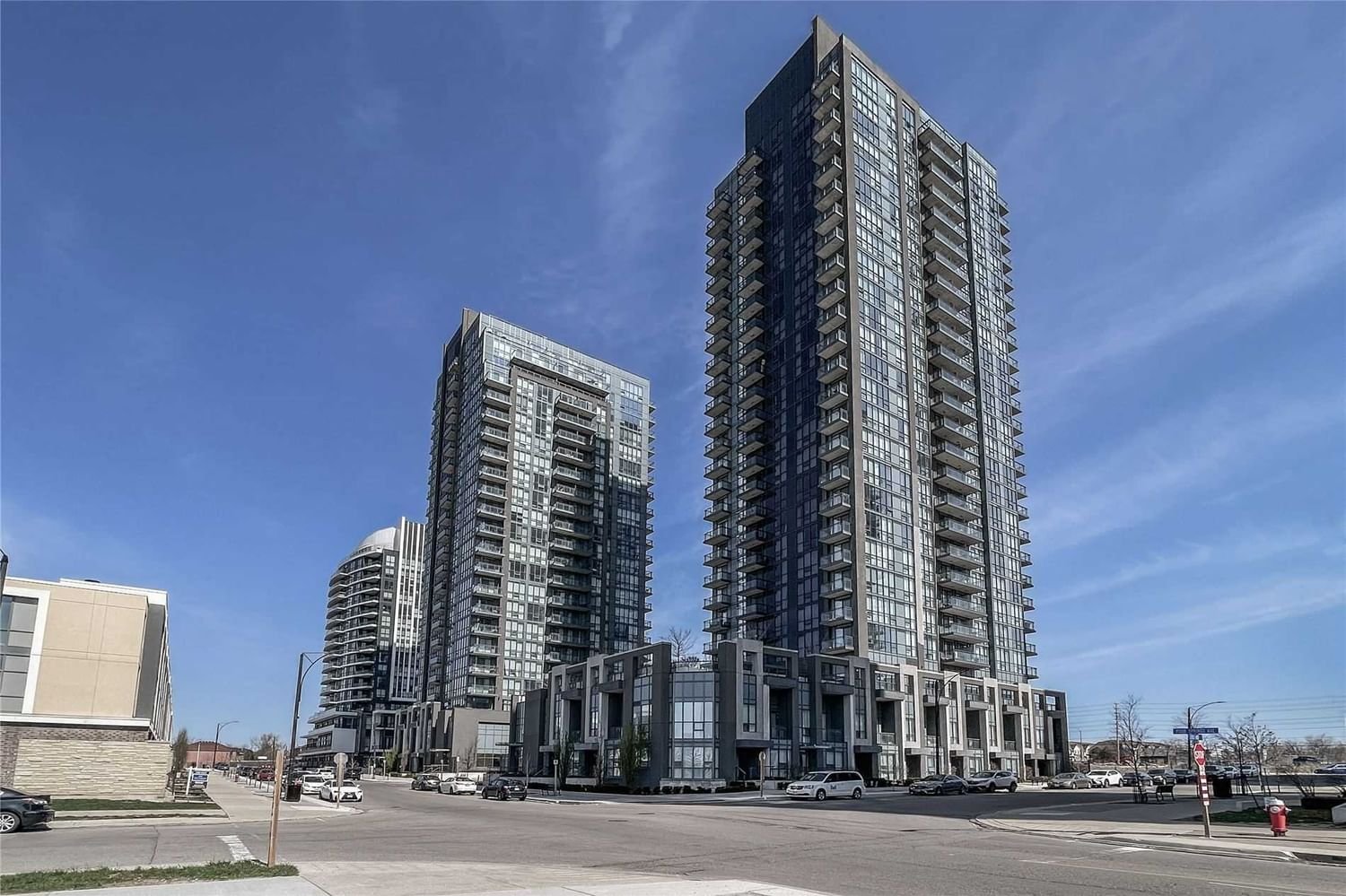 5025 Four Spring Ave, unit 907 for sale - image #2