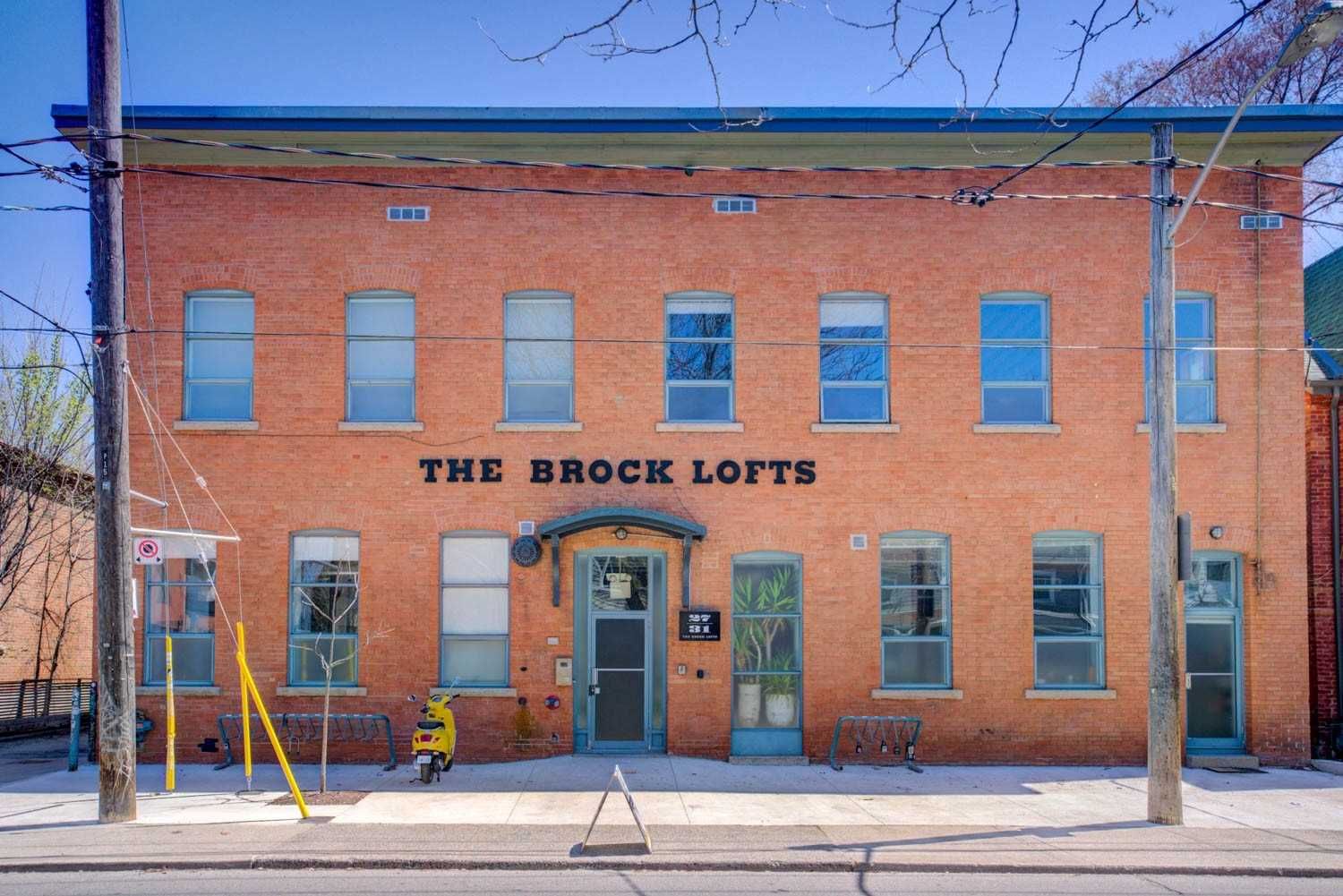 27 Brock Ave, unit 205 for sale