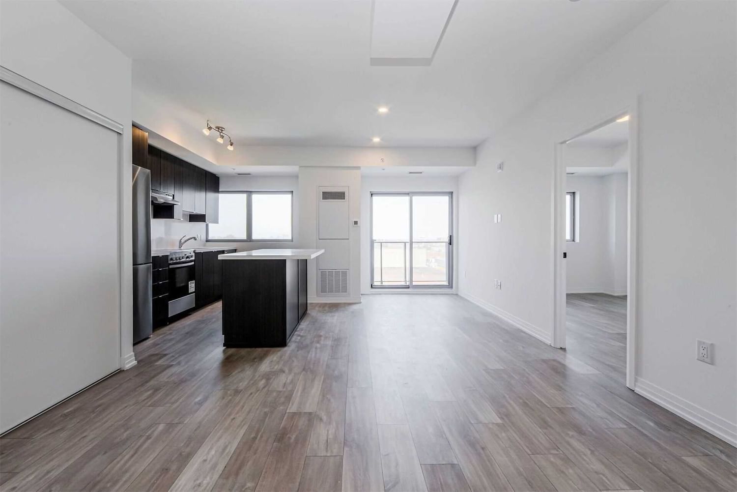 408 Brown's Line | B-Line Condos | 2 Beds | 2 Baths | Unit #606