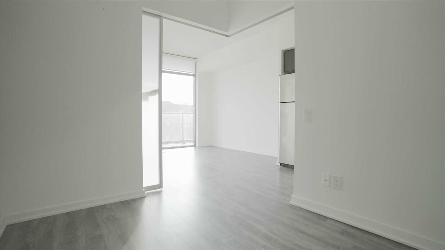 105 The Queensway Ave, unit 307 for rent - image #17