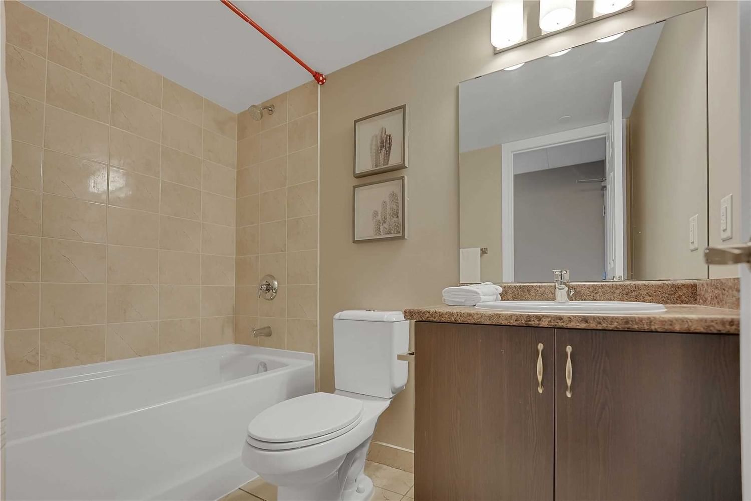 716 Main St, unit 402 for rent in Downtown Milton - image #4