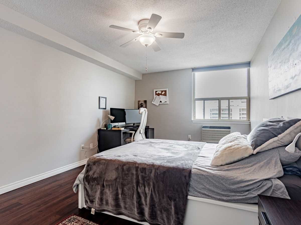 155 Marlee Ave, unit 2303 for sale - image #21
